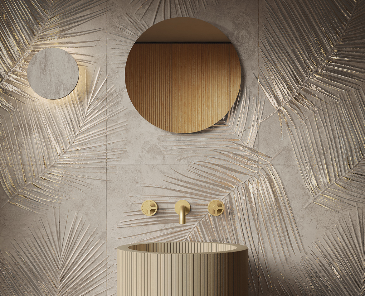 Waschbereich mit gold-glänzendem Palmenrelief auf Naturstein
